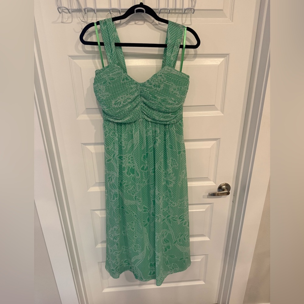 White House Black Market Green Patterned Midi sleeveless Dress